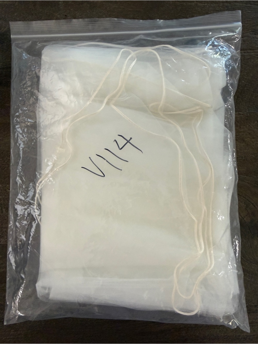 NWOT Cathedral Wedding Veil Ivory Floral Appliqué Long Veil Brilliant Bridal - Picture 5 of 10
